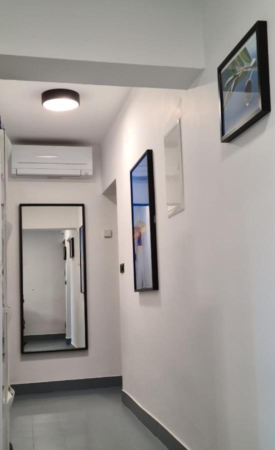 Villa Rosa With Yard And Children'S Playground Tar-Vabriga Екстериор снимка