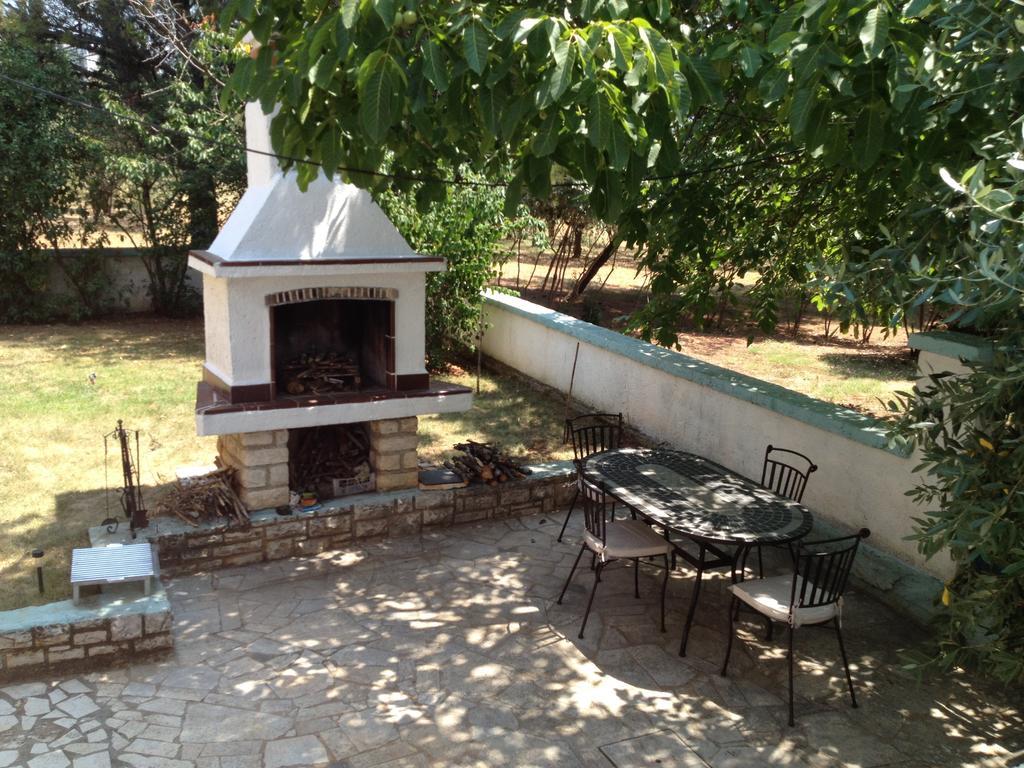 Villa Rosa With Yard And Children'S Playground Tar-Vabriga Стая снимка